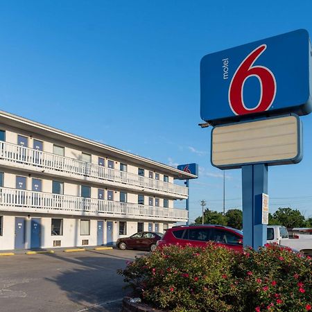 Motel 6-Cincinnati, Oh شارونفيل المظهر الخارجي الصورة
