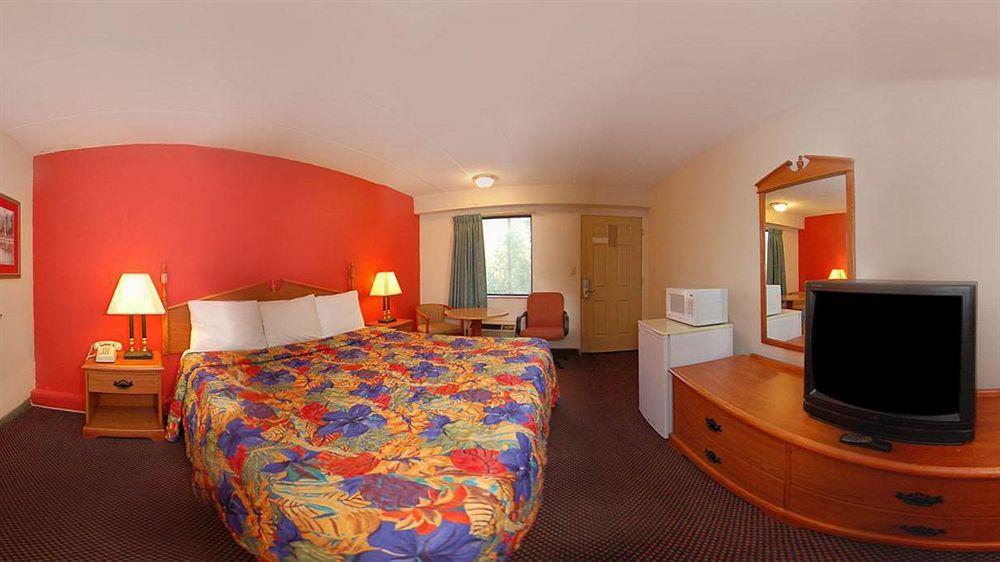 Motel 6-Cincinnati, Oh شارونفيل المظهر الخارجي الصورة