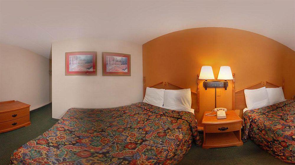 Motel 6-Cincinnati, Oh شارونفيل المظهر الخارجي الصورة