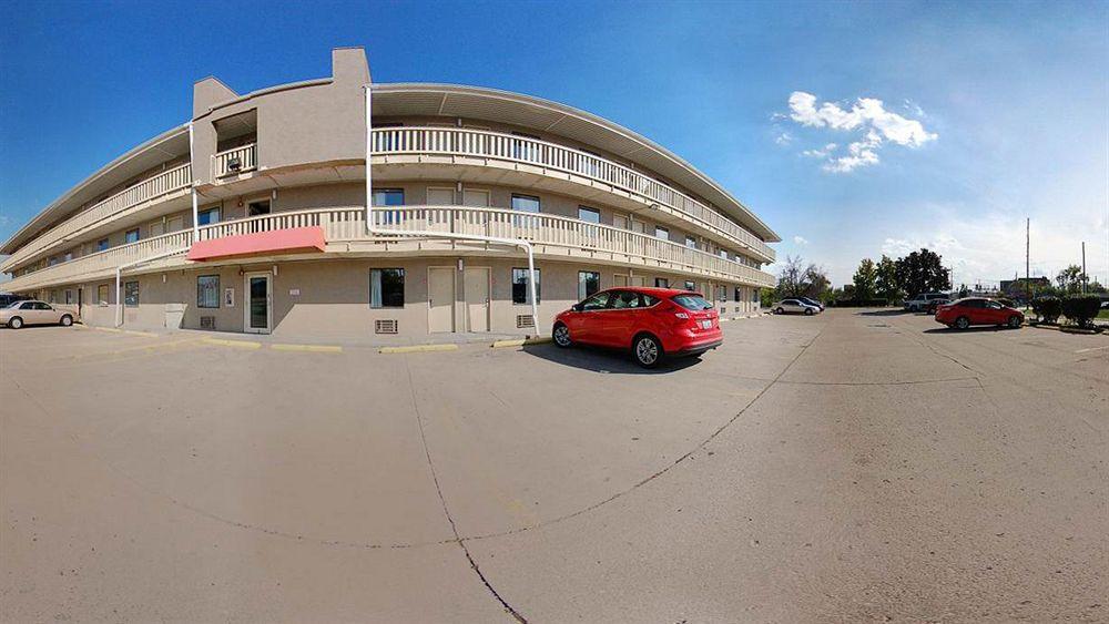 Motel 6-Cincinnati, Oh شارونفيل المظهر الخارجي الصورة