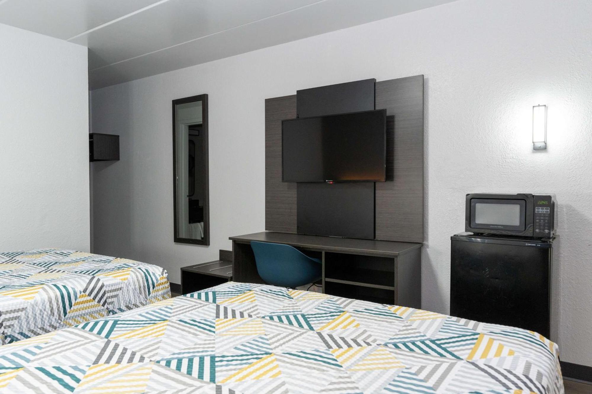 Motel 6-Cincinnati, Oh شارونفيل المظهر الخارجي الصورة